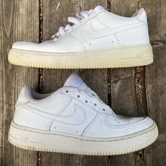 Nike Air Force 1 Low White Size 6 - Picture 1 of 7